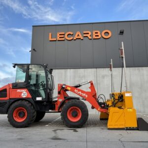 Kubota R090 met nieuwe Ahlmann leveller